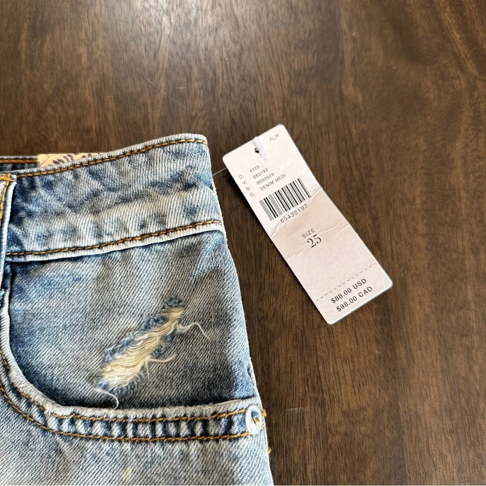 NEW Pilcro Letterpress Shorts